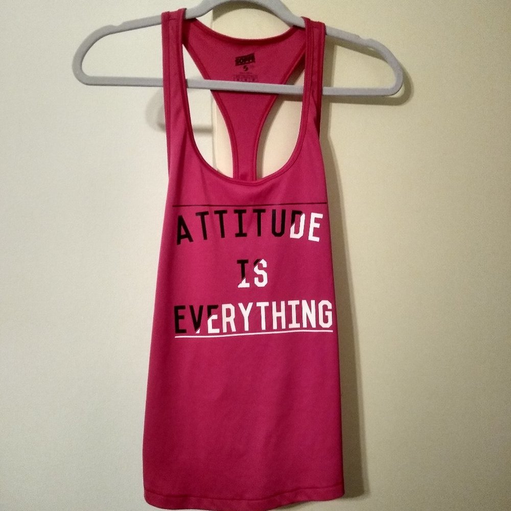 Soffee Racer Back “ATTITUDE IS EVERYTHING” Medium Tank PINK Gym Yoga Tank